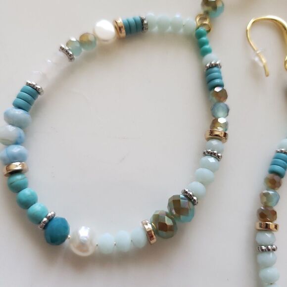 New! FP Avril Stone Dangle Earrings - Picture 5 of 16